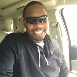 Meet your Posher, Antoine